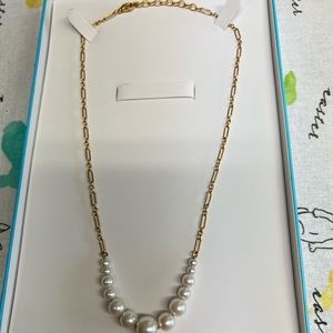 Vintage Costume PaperClip Link Gold Tone and faux graduated White Pearl Necklace